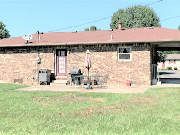 3rd image of 344 Sharon Dr