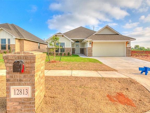 3rd image of 12813 NW 141st Cir