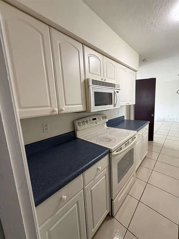 2 bed, 2.0 bath, 1101 sqft, $1,850 — Photo 3