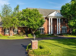 1544 Edgcumbe Rd, Saint Paul, MN 55116