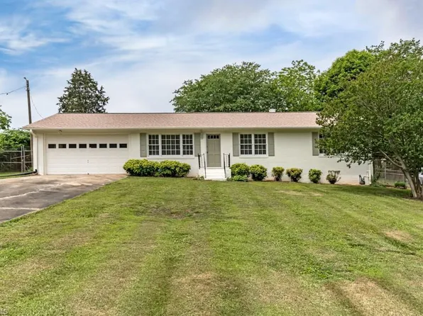 231 William Ln, Lexington, NC 27295