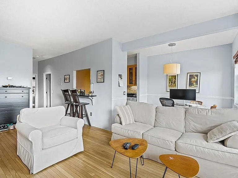 325 Columbus Ave #8 — Photo 7