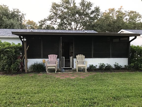 4th image of 6264 Cedarbrook Dr N