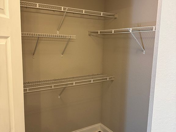 3rd image of 13703 Richmond Park Dr N APT 2007