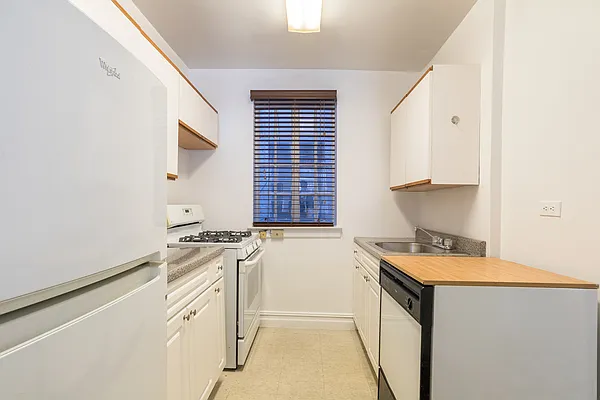 Rented by Compass | media 4