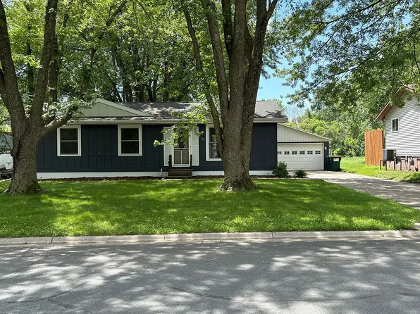 130 Carolann St NW, Eyota, MN 55934