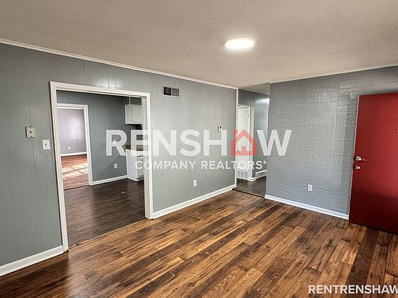 3rd image of 617 Benham Ave