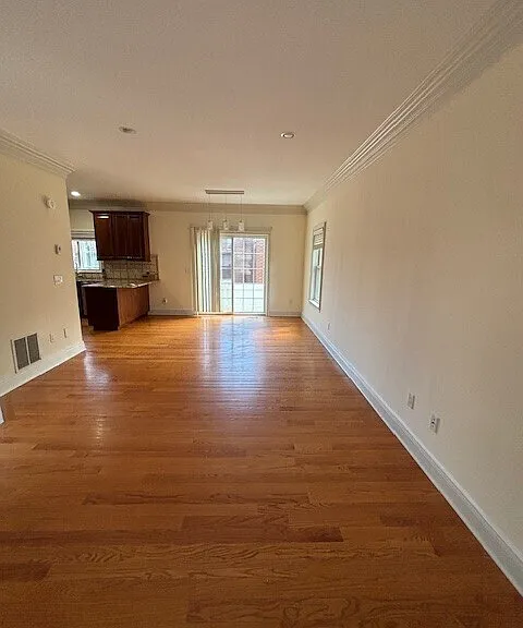 88 Maple Tree Ave #E — Photo 9