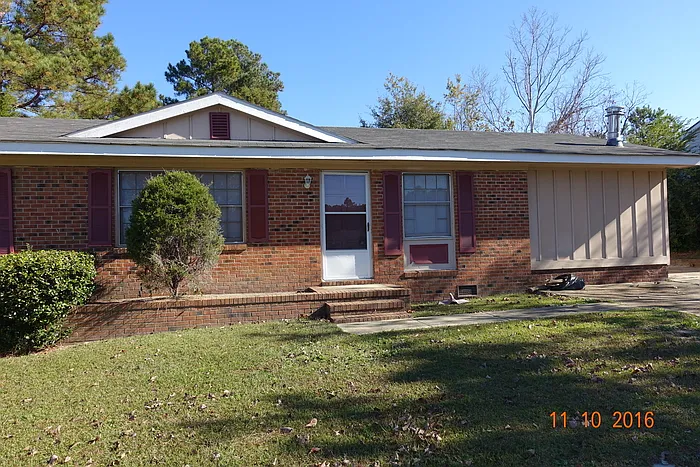 3 bed, 1.5 bath, 1000 sqft, $950 — Photo 2