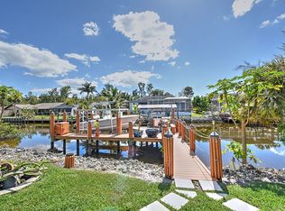 5551 Harborage Dr, Fort Myers, FL 33908
