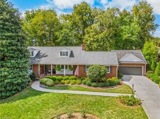 1319 Robin Hood Rd, High Point, NC 27262