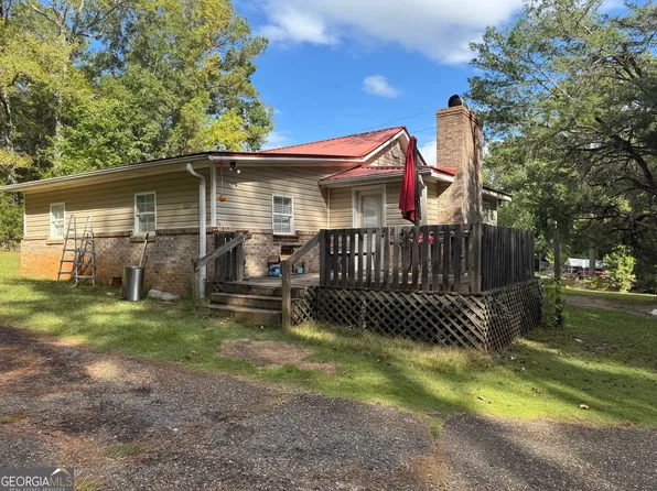 45 Davidson Rd, West Point, GA 31833