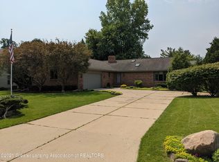 4909 Canyon Trl, Lansing, MI 48917