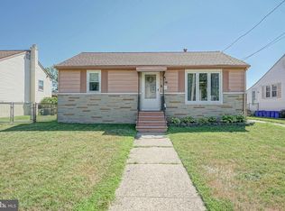 16 Adams Ave, Mount Ephraim, NJ 08059