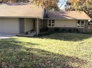 3104 S Bahama Dr W, Sand Springs, OK 74063
