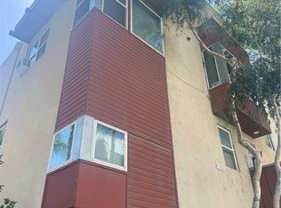 302 E 19th St APT 3, Long Beach, CA 90806