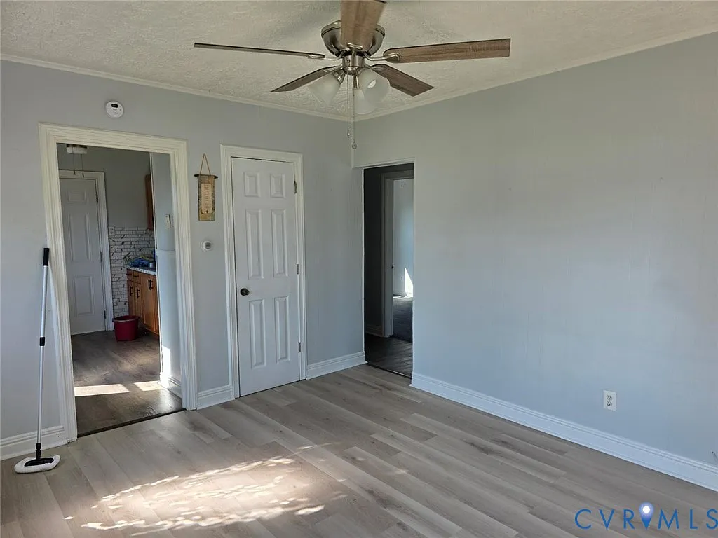 2 bed, 1.0 bath, 624 sqft, $1,400 — Photo 4