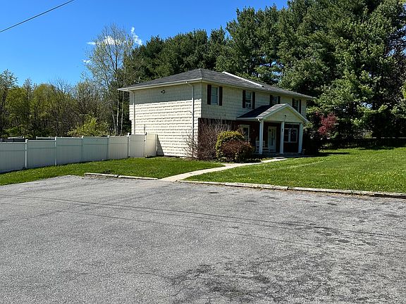 3rd image of 62 Mackey Rd #2