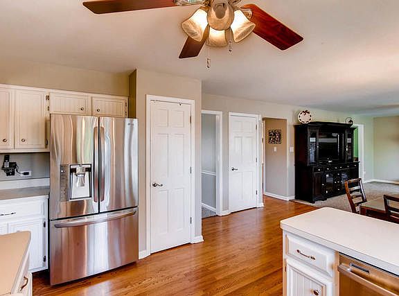 4th image of 2570 Cheshire Dr