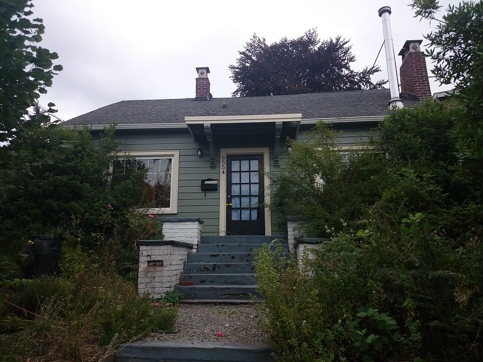 2nd image of 6554 30th Ave NE