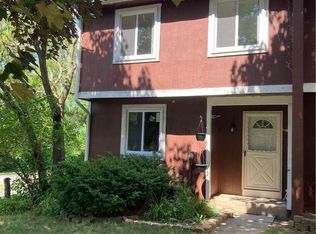 27 Wake Robin Ter, West Henrietta, NY 14586