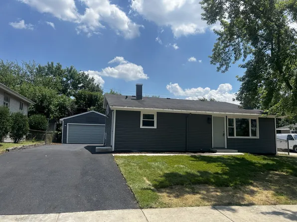 805 Monroe Ave, Carpentersville, IL 60110