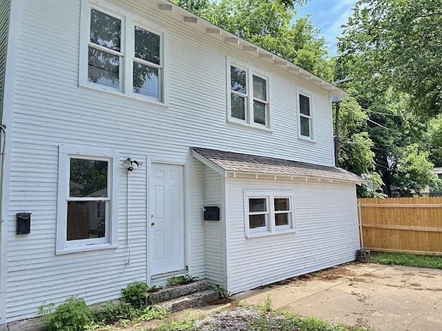 1st image of 407 Chautauqua Ave #A