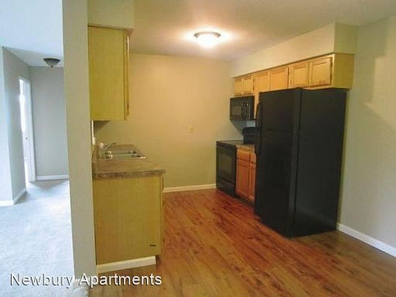 newbury apartment homes apartment rentals syracuse ny zillow