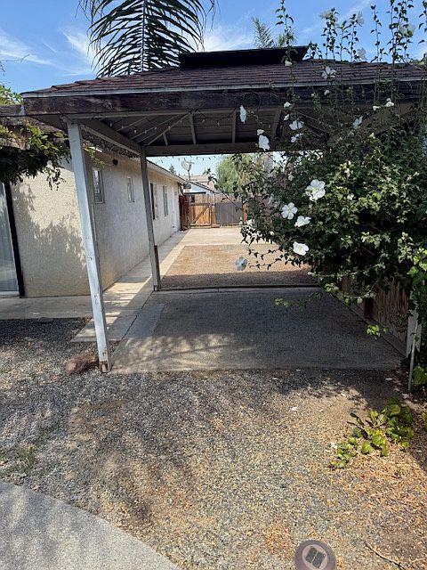 1st image of 5529 W Evergreen Ct