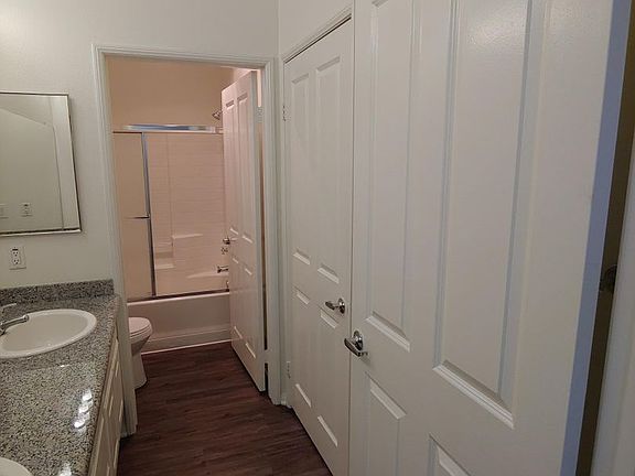 4th image of 5002 Tilden Ave #101