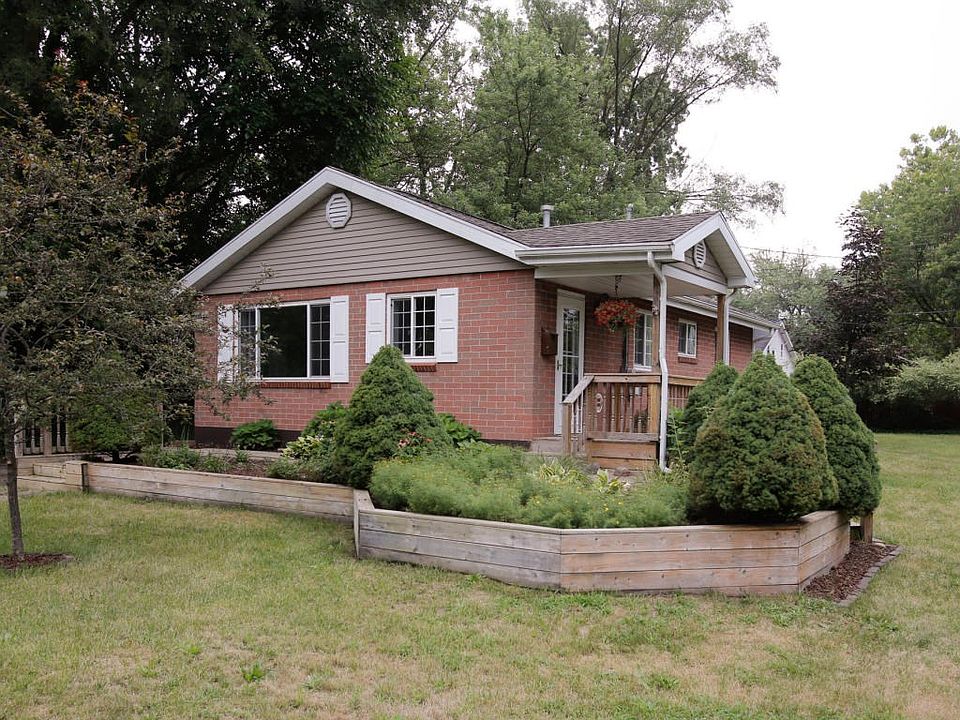 307 burr st-101