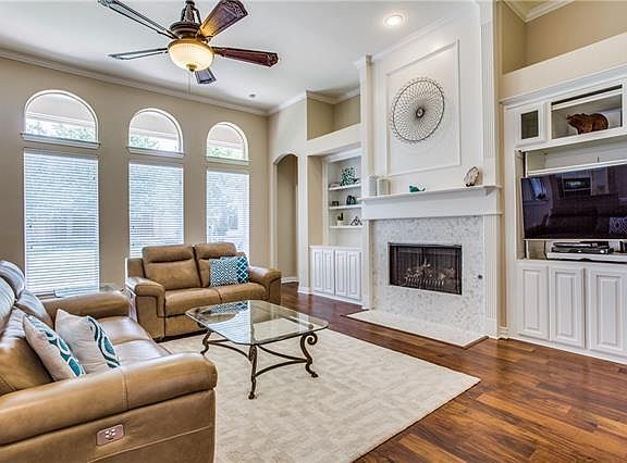 5th image of 3720 Hillsdale Dr