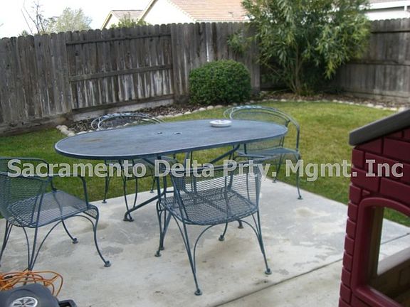 5th image of 2055 Paul Courter Way