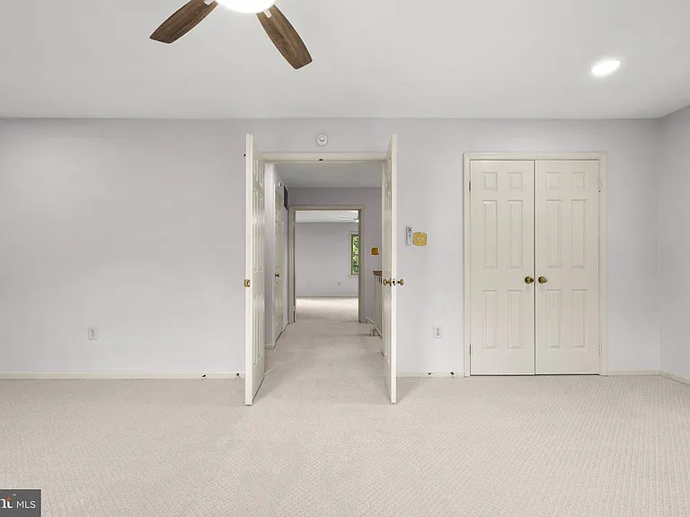 6056 Morgan Ct — Photo 38