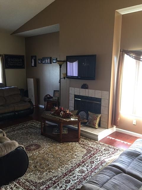 2nd image of 2428 N Main St Unit D