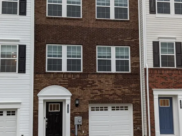 1445 Clingmans Dome Dr, Frederick, MD 21702
