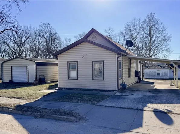 504 E 17th St, Trenton, MO 64683