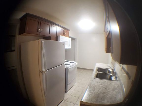5th image of 2026 Brewster St APT 5