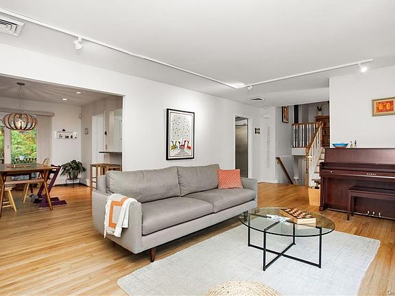5th image of 193 Union Ave