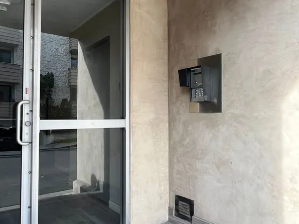 Rose Apartments, LLC, 33 Driftwood St APT 6, Marina Del Rey, CA 90292