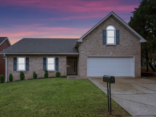 1004 Summerview Ct, Nashville, TN 37221