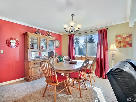 4th image of 11711 132nd Avenue Ct E