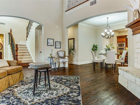 3rd image of 2629 Hundred Knights Dr