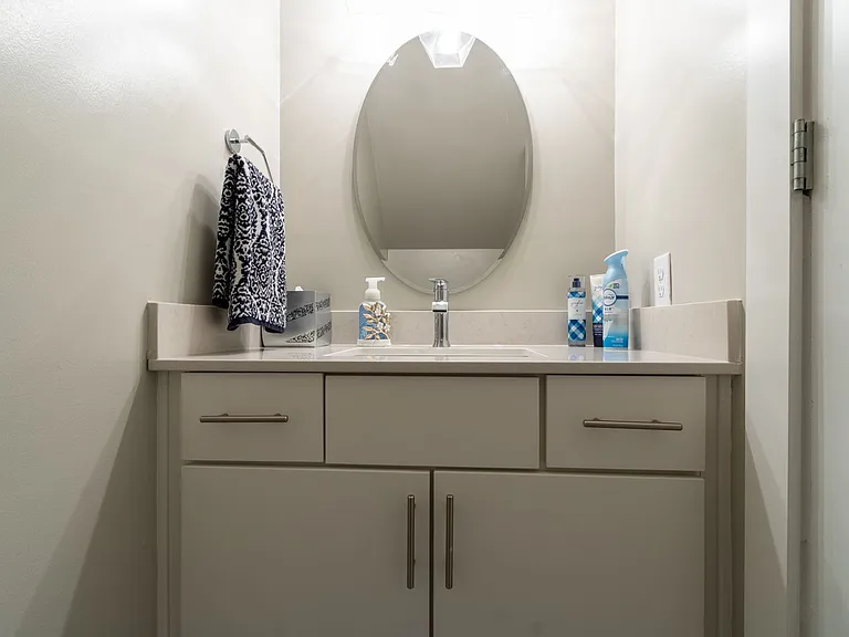 3349 SW 50th Dr — Photo 17