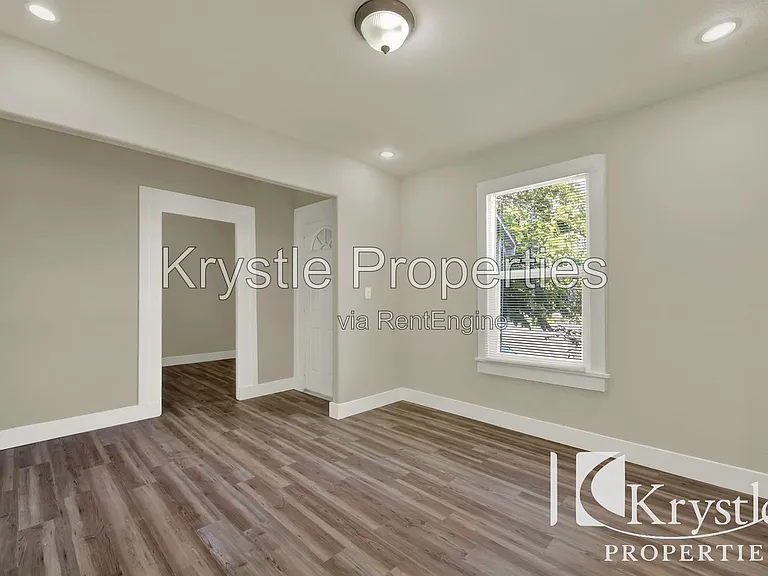 314 Marin St — Photo 9