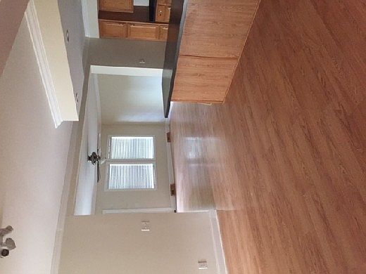 3rd image of 2076 Ramblewood Dr S