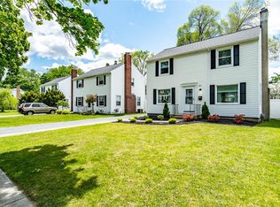 267 Scholfield Rd, Rochester, NY 14617