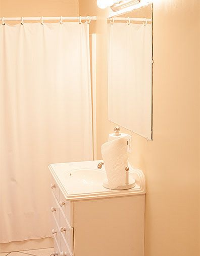 1st image of 1913 Larkins Way #1