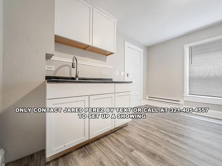 2036 Lark St #2 — Photo 9