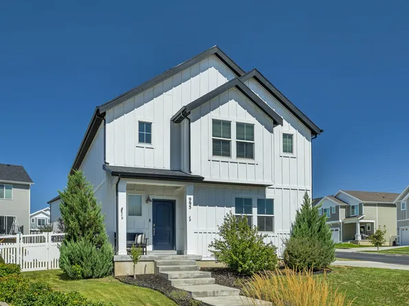 995 E Mecham Ave #122, Layton, UT 84040